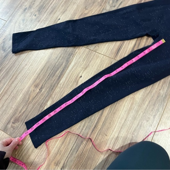 Lululemon Free To Flow 7/8 Tight Seamless Legging - Picture 7 of 9